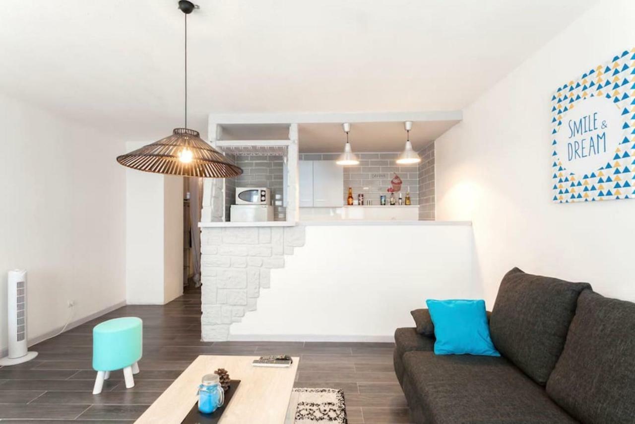 Appartement Le St Roch Montpellier Exteriör bild